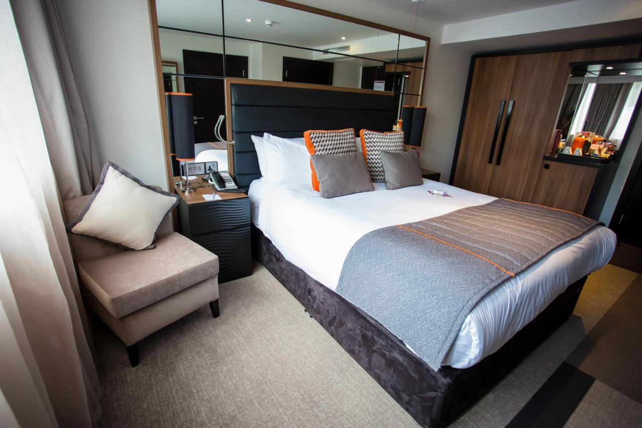Отель Crowne Plaza Gerrards Cross By Ihg Биконсфилд Экстерьер фото